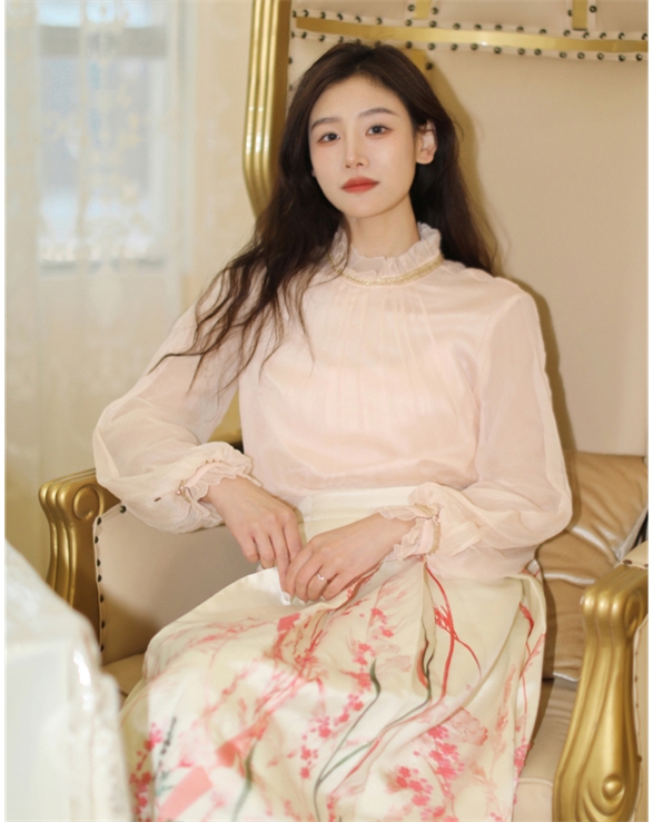 春夏輕便時(shí)尚女裝
